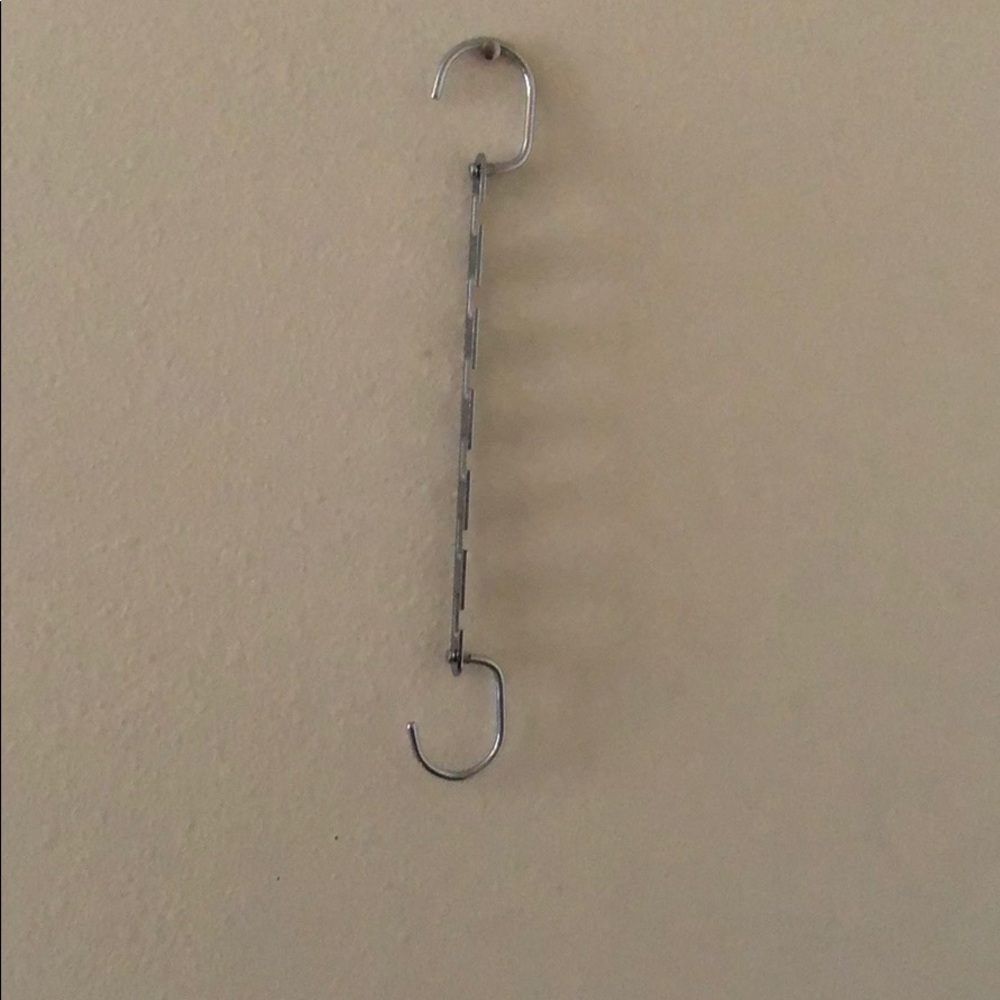 6 hanger holes - in - 1